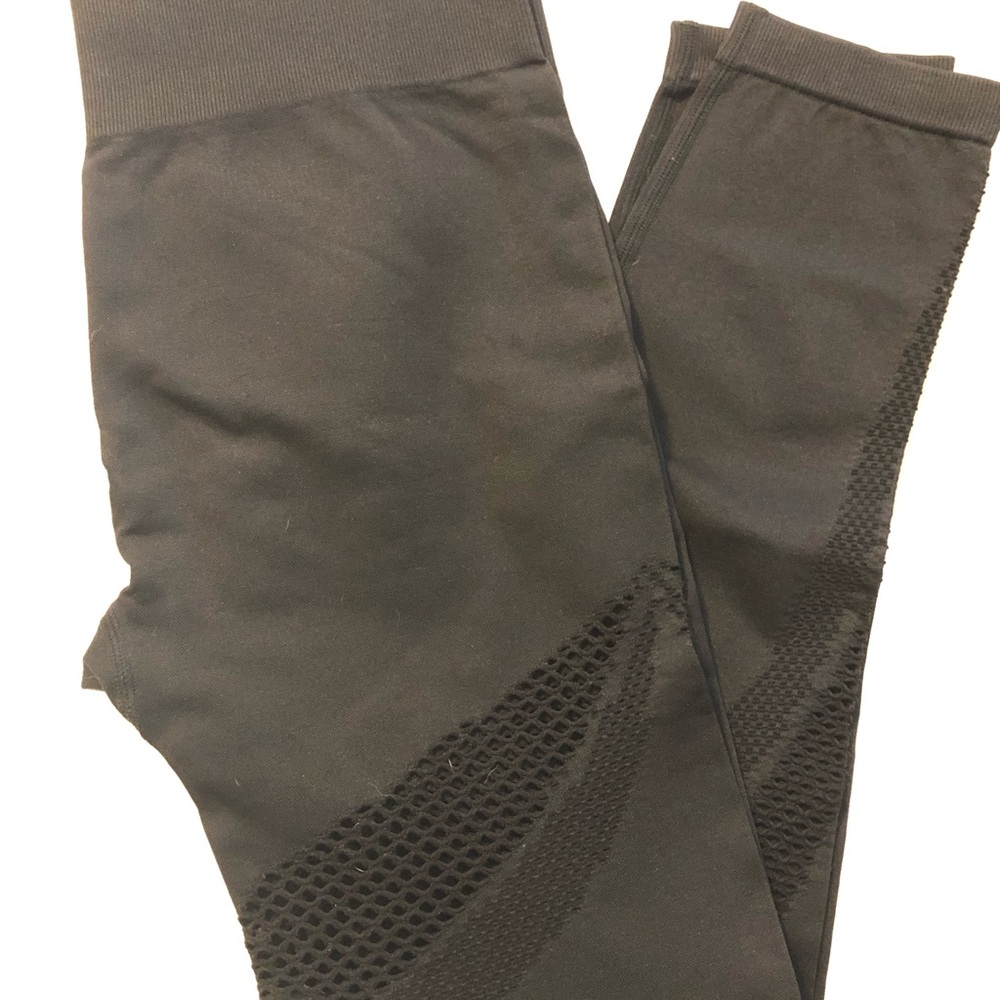 ZYIA Black Angle Performance Hi-Rise